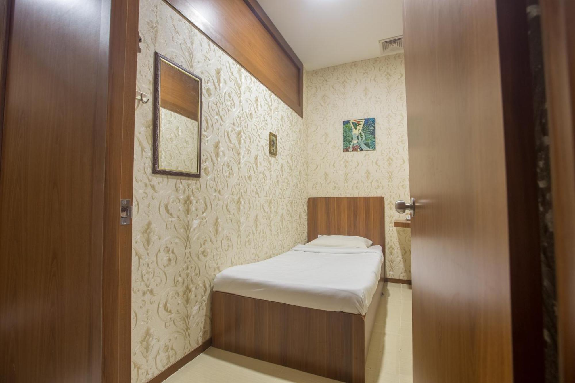 Spot On 89858 Rebecca'S Homes Kota Kinabalu Luaran gambar