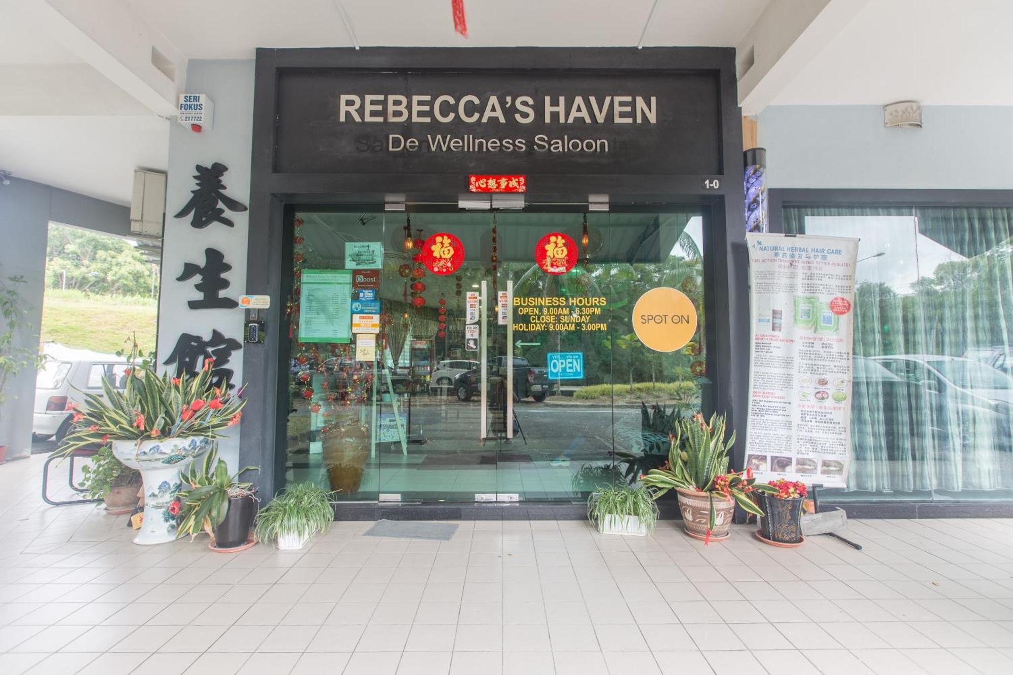 Spot On 89858 Rebecca'S Homes Kota Kinabalu Luaran gambar